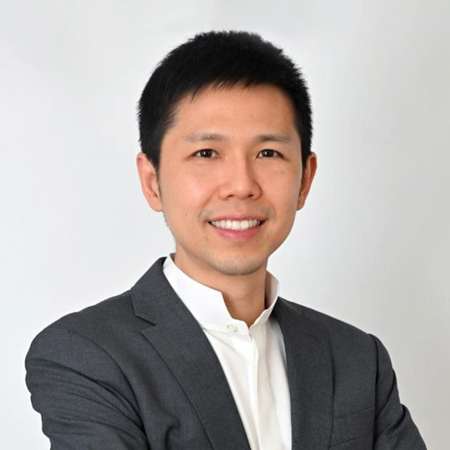 This is a profile image of Raymond Woo